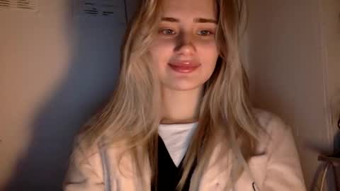 musescorner online show from March 2, 6:04 pm