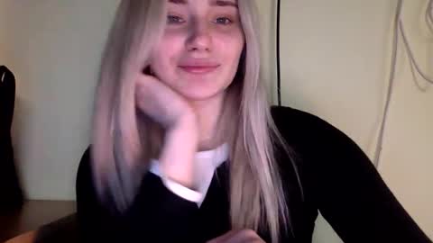 musescorner online show from March 14, 7:41 pm