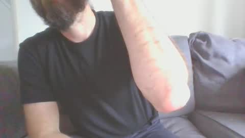 Snapshot of mushman87 chatting on October 17, 10:40 am Mushman online show from October 17, 10:40 am