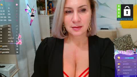 Snapshot of music_fairy chatting on January 22, 9:35 am Lana online show from January 22, 9:35 am