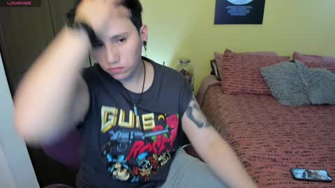 Snapshot of musicayluna chatting on January 9, 3:26 am VALENTINA Luna online show from January 9, 3:26 am