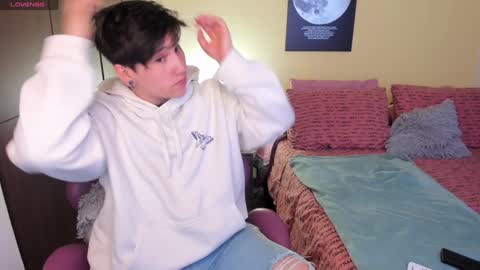 Snapshot of musicayluna chatting on January 24, 9:39 am VALENTINA Luna online show from January 24, 9:39 am