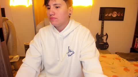 Snapshot of musicayluna chatting on October 19, 11:27 pm VALENTINA Luna online show from October 19, 11:27 pm