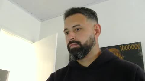 musosc online show from October 24, 5:53 pm