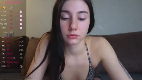 Im Marine online show from March 9, 7:51 pm