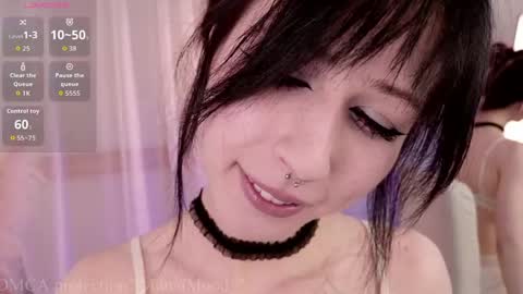 mutedmood_ online show from May 17, 12:23 pm