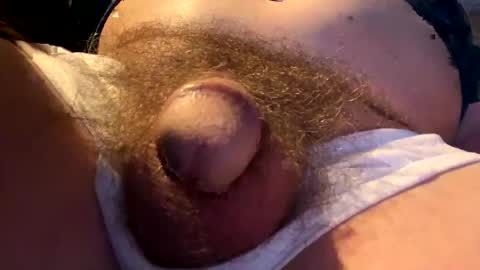 Snapshot of mutualjerk chatting on December 3, 3:32 pm bighead mature oldcock love hairy pussy C2C married..hairy women more than welcome. Tips not required but appreciated online show from December 3, 3:32 pm