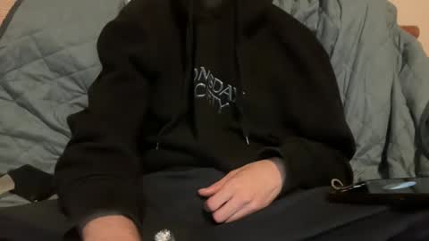 Snapshot of muupp69 chatting on December 7, 12:30 am muupp69 online show from December 7, 12:30 am