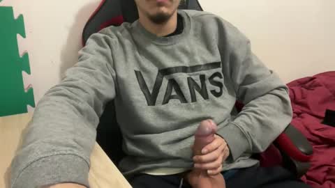 Snapshot of muupp69 chatting on January 5, 10:50 pm muupp69 online show from January 5, 10:50 pm