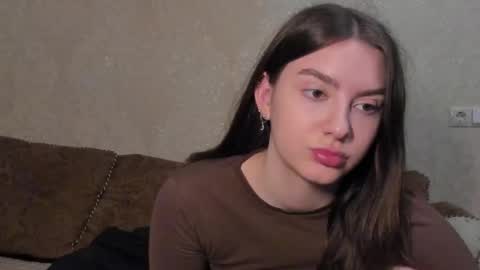 Snapshot of muuur_fam1 chatting on November 26, 6:42 pm HEY online show from November 26, 6:42 pm