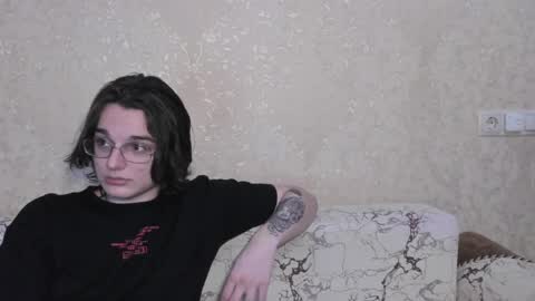 cute couple online show from April 24, 2:41 pm