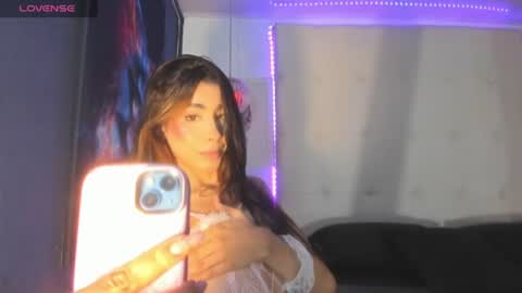 Snapshot of mxli_divine_ chatting on June 25, 3:05 pm mxli_divine_ online show from June 25, 3:05 pm
