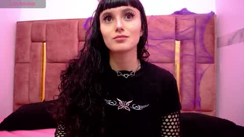 Snapshot of mxlvixje chatting on October 28, 2:59 am SOFIA online show from October 28, 2:59 am