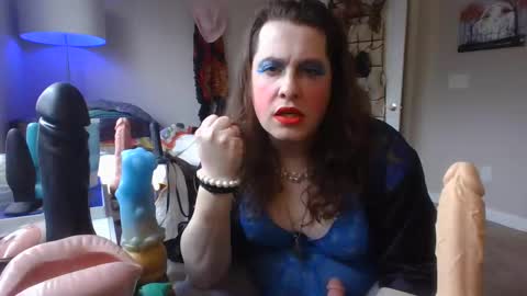 Snapshot of mxsissycharlotte chatting on February 4, 5:12 pm Mx Charlotte online show from February 4, 5:12 pm