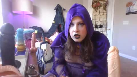 Snapshot of mxsissycharlotte chatting on March 4, 6:50 pm Mx Charlotte online show from March 4, 6:50 pm