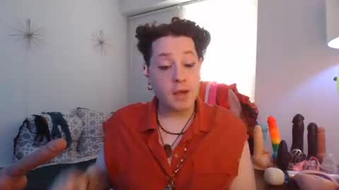 Snapshot of mxsissycharlotte chatting on May 6, 4:34 pm Mx Charlotte online show from May 6, 4:34 pm