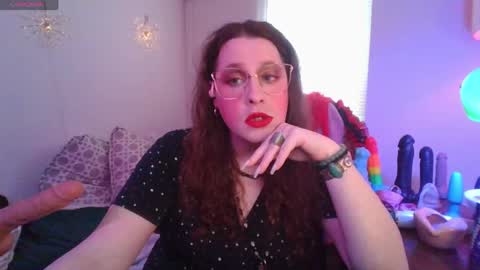Snapshot of mxsissycharlotte chatting on May 12, 6:05 pm Mx Charlotte online show from May 12, 6:05 pm