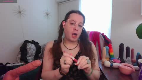 Snapshot of mxsissycharlotte chatting on May 13, 4:15 pm Mx Charlotte online show from May 13, 4:15 pm