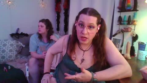 Snapshot of mxsissycharlotte chatting on June 16, 4:37 am Mx Charlotte online show from June 16, 4:37 am