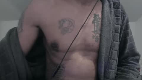 Snapshot of my432687 chatting on February 5, 4:06 am my432687 online show from February 5, 4:06 am