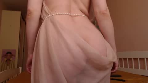 Snapshot of my_hannah chatting on June 20, 3:04 pm Hannah welcome online show from June 20, 3:04 pm