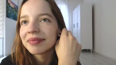 Snapshot of my_mia_ chatting on December 21, 2:15 pm  MIA  I will be here Monday Wednesday Thursday Saturday online show from December 21, 2:15 pm