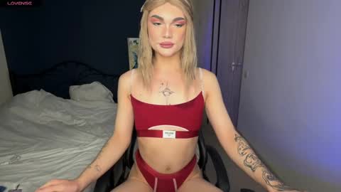 Snapshot of my_muse chatting on February 12, 11:40 am Sandra Muse online show from February 12, 11:40 am