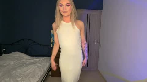 Snapshot of my_muse chatting on February 22, 11:02 am Sandra Muse online show from February 22, 11:02 am