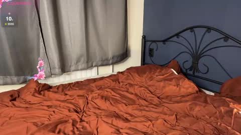 Snapshot of my_muse chatting on March 8, 11:18 pm Sandra Muse online show from March 8, 11:18 pm