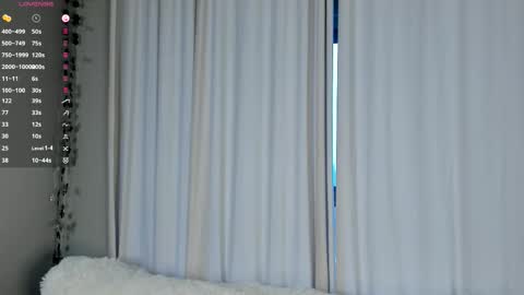 Caroline online show from November 30, 7:12 am