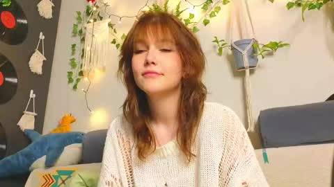 Snapshot of my_parisss chatting on January 12, 6:17 am PARIS online show from January 12, 6:17 am