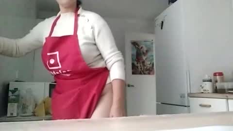 Snapshot of mya_myrella chatting on October 25, 12:02 pm mya_myrella online show from October 25, 12:02 pm