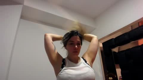 Snapshot of myahangel chatting on May 2, 3:44 am Myah Angel online show from May 2, 3:44 am