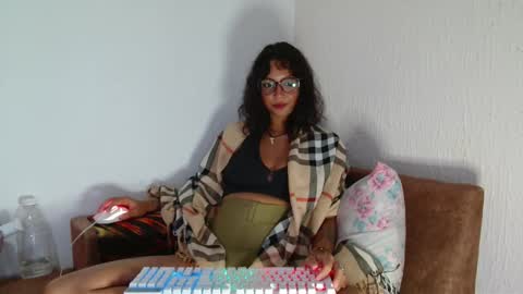 myamillor online show from February 17, 8:37 pm