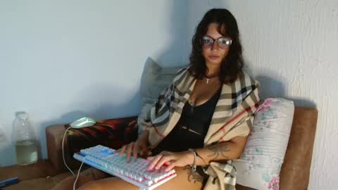 myamillor online show from February 26, 8:19 pm