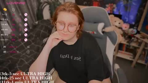 Snapshot of myanotherday chatting on November 6, 11:59 pm Kate online show from November 6, 11:59 pm