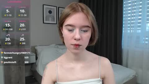 Lana online show from May 4, 7:04 am