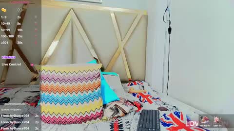 Snapshot of myblackdope_ chatting on January 6, 3:29 pm Samanta online show from January 6, 3:29 pm