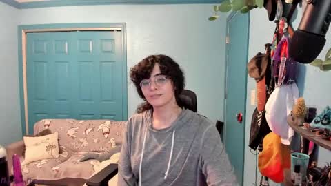 Snapshot of myceliummouse chatting on April 15, 6:37 pm Grace online show from April 15, 6:37 pm