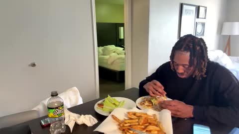 Snapshot of mycreamydreams chatting on January 23, 10:11 pm mycreamydreams online show from January 23, 10:11 pm