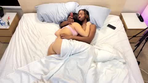 Snapshot of mycreamydreams chatting on February 14, 4:47 am mycreamydreams online show from February 14, 4:47 am