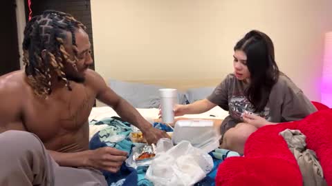 Snapshot of mycreamydreams chatting on February 27, 4:20 am mycreamydreams online show from February 27, 4:20 am