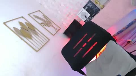 mydestiny_vinax online show from May 12, 1:58 am