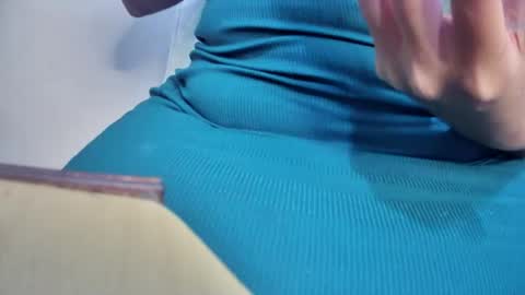 Snapshot of myhoney_hot chatting on June 14, 10:23 pm myhoney_hot online show from June 14, 10:23 pm