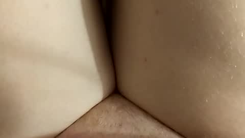 Snapshot of mykittyneedsuu chatting on December 18, 12:07 pm Kitty online show from December 18, 12:07 pm