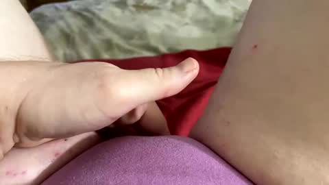 Snapshot of mykittyneedsuu chatting on December 29, 12:01 pm Kitty online show from December 29, 12:01 pm