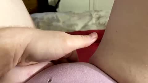 Snapshot of mykittyneedsuu chatting on January 15, 10:49 am Kitty online show from January 15, 10:49 am