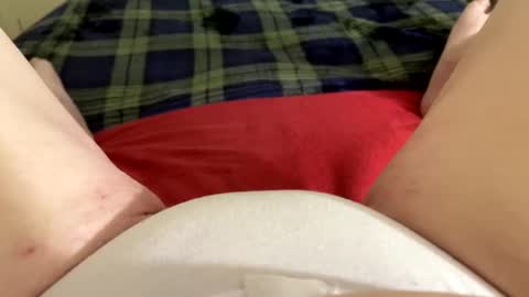 Snapshot of mykittyneedsuu chatting on October 22, 9:31 am Kitty online show from October 22, 9:31 am