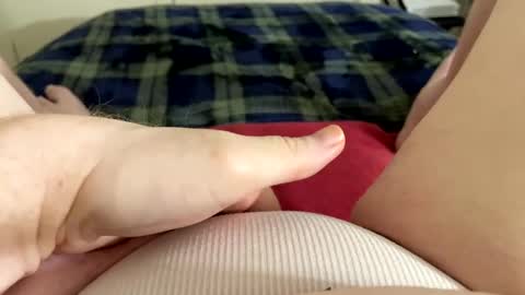 Snapshot of mykittyneedsuu chatting on October 28, 9:35 am Kitty online show from October 28, 9:35 am