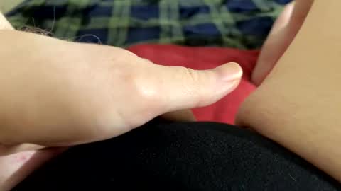 Snapshot of mykittyneedsuu chatting on November 15, 12:02 pm Kitty online show from November 15, 12:02 pm